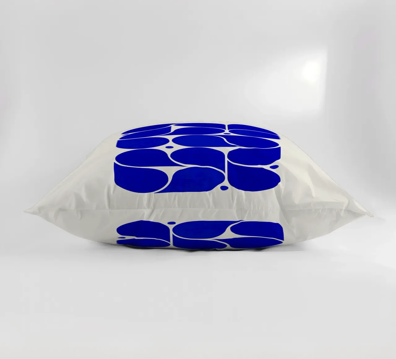 Mid-Century Modern Abstract Geometric Print - Blue cuscino da showmemars