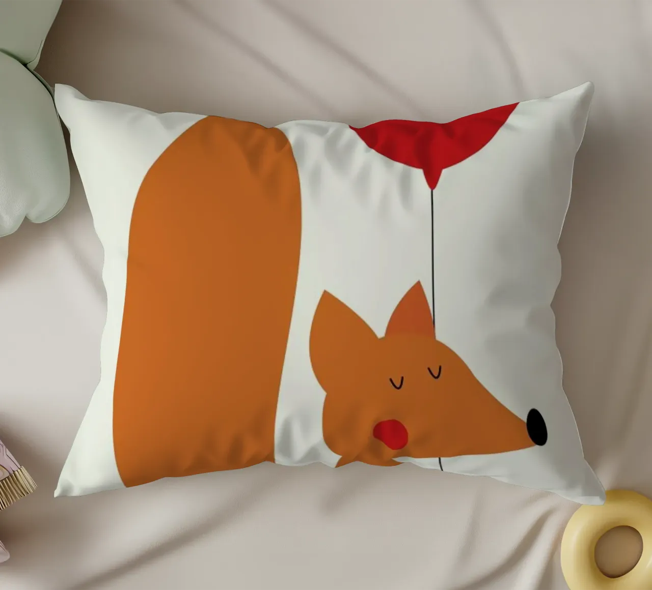 Fox with a Red Balloon cuscino da Karin Bijlsma