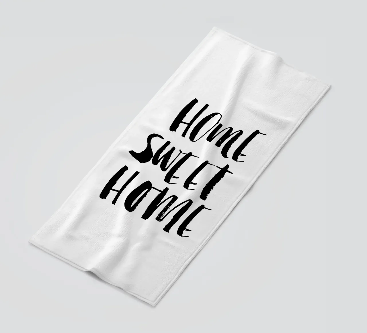 Home Sweet Home Design tipografico in bianco e nero telo mare da THE MOTIVATED TYPE