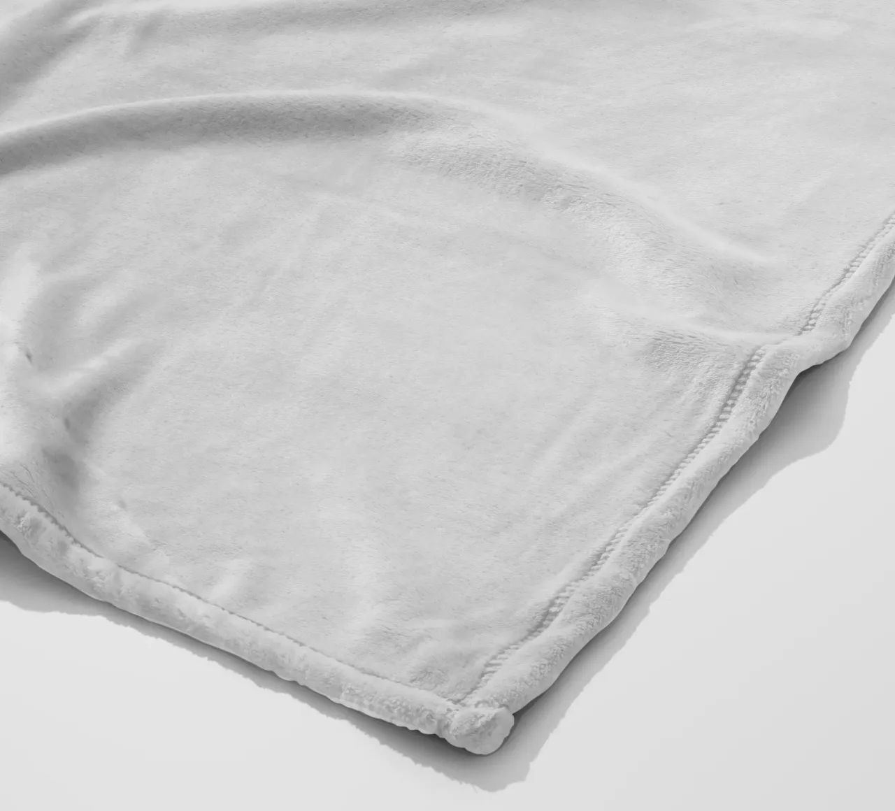 Endlich wieder Schnee fleece blanket by Nur Mut