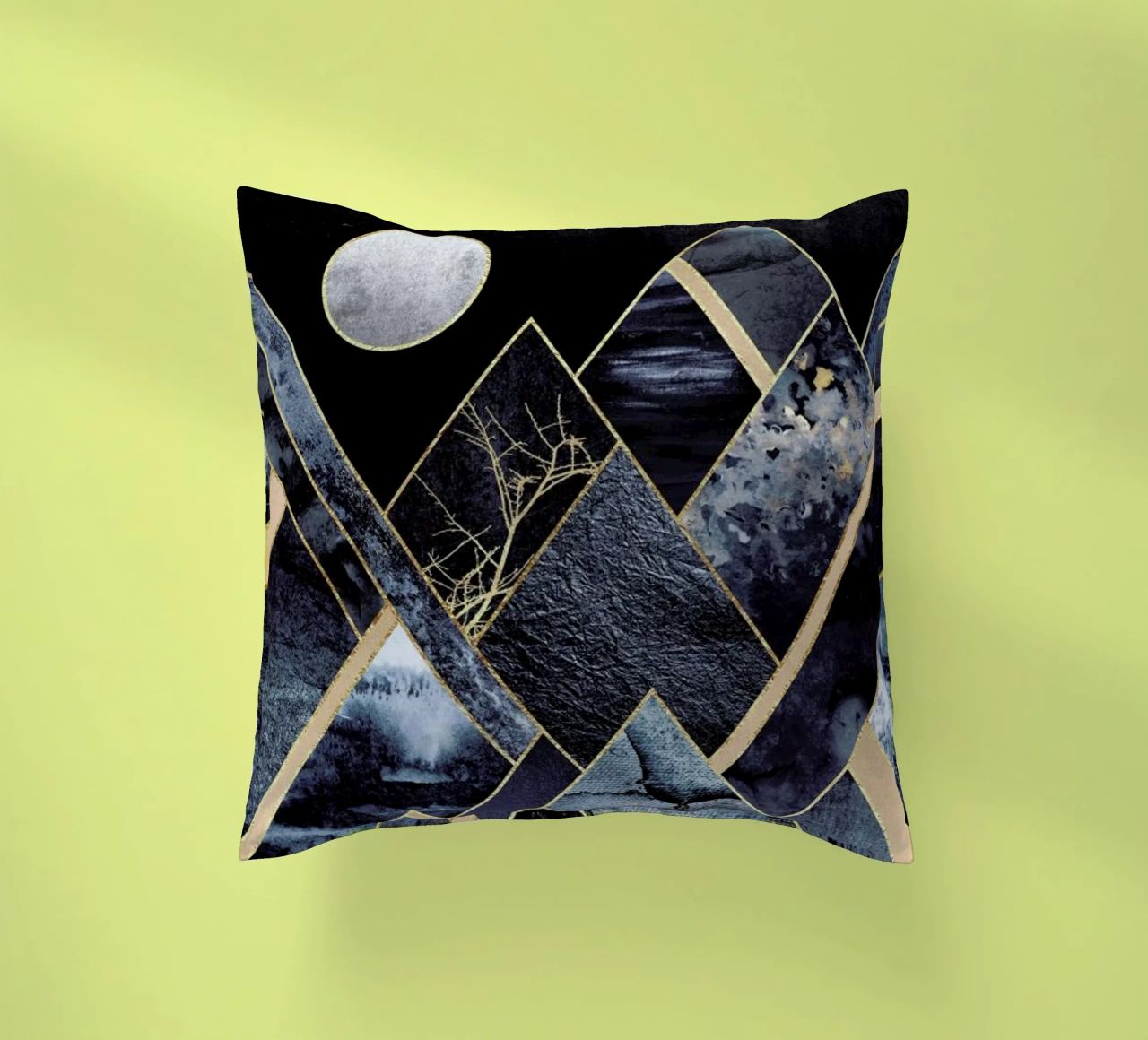 Stormy Mountains cuscino da Elisabeth Fredriksson