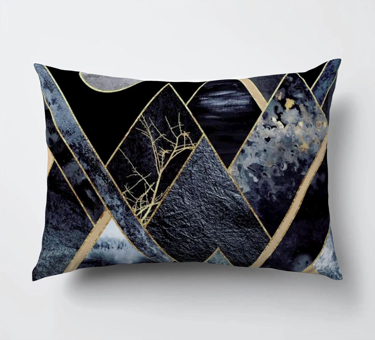Stormy Mountains cuscino da Elisabeth Fredriksson