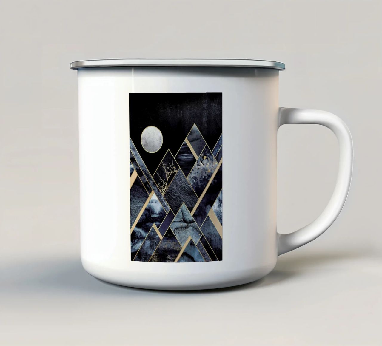Stormy Mountains tazza in smalto da Elisabeth Fredriksson