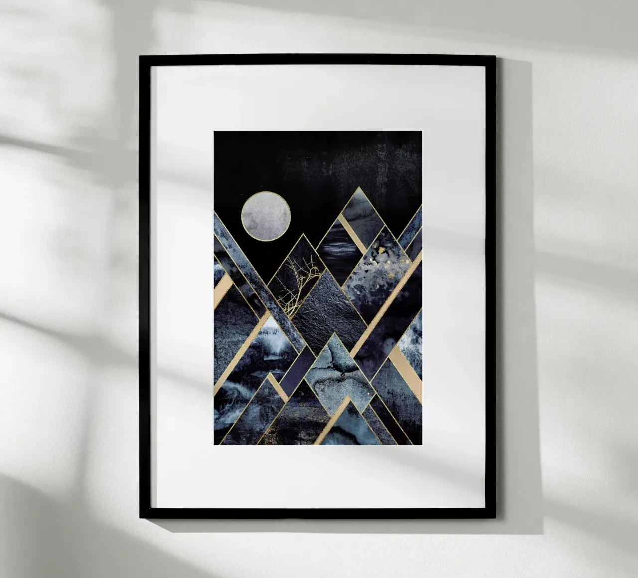 Stormy Mountains poster con telaio in plastica da Elisabeth Fredriksson