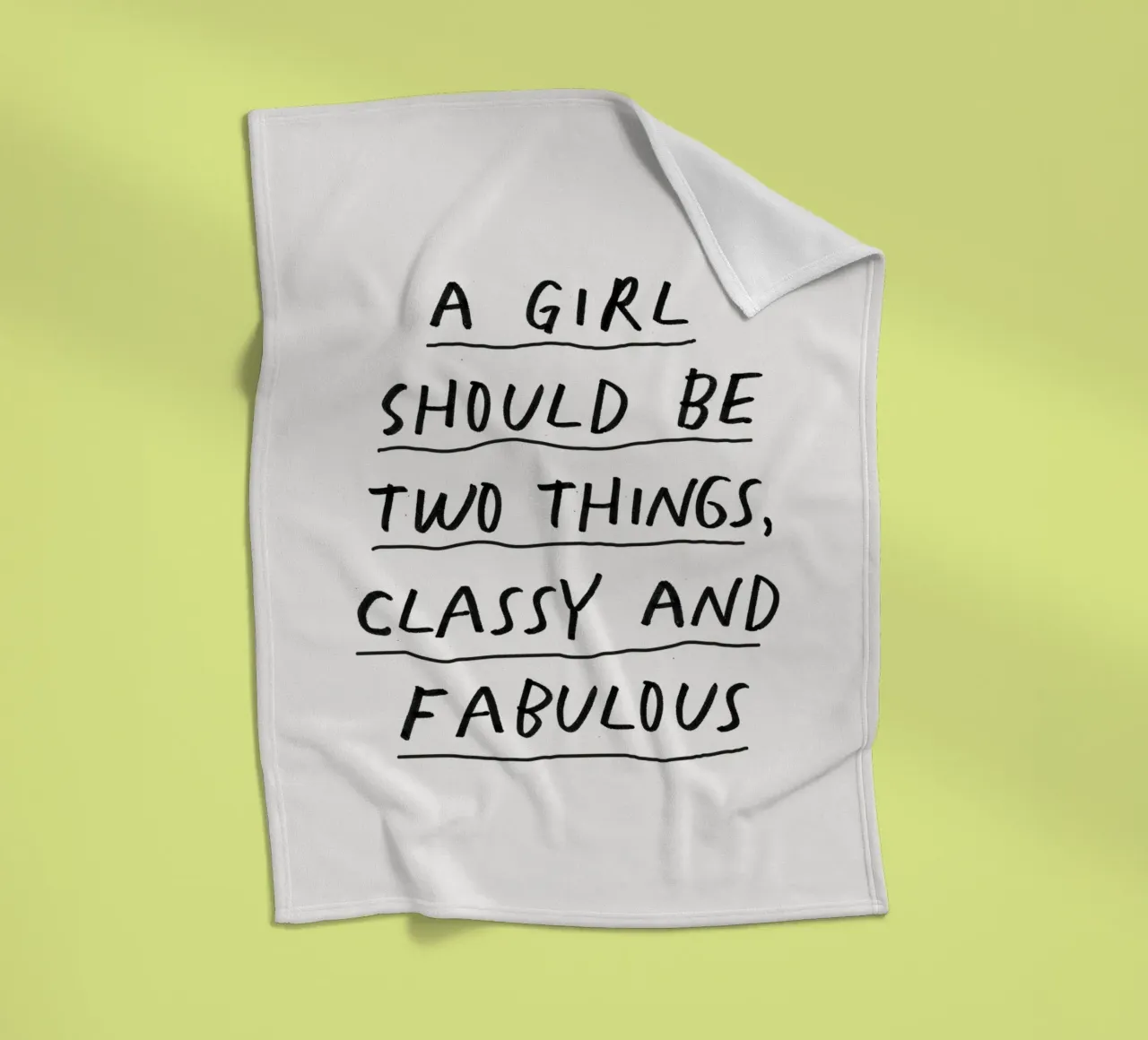 Una ragazza dovrebbe essere due cose: di classe e favolosa. coperta in pile da THE MOTIVATED TYPE