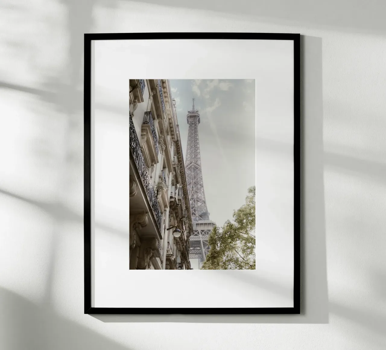 Pariser Eleganz - Der Eiffelturm zwischen Altbaucharme carta hahnemühle da Saskia Kamenz