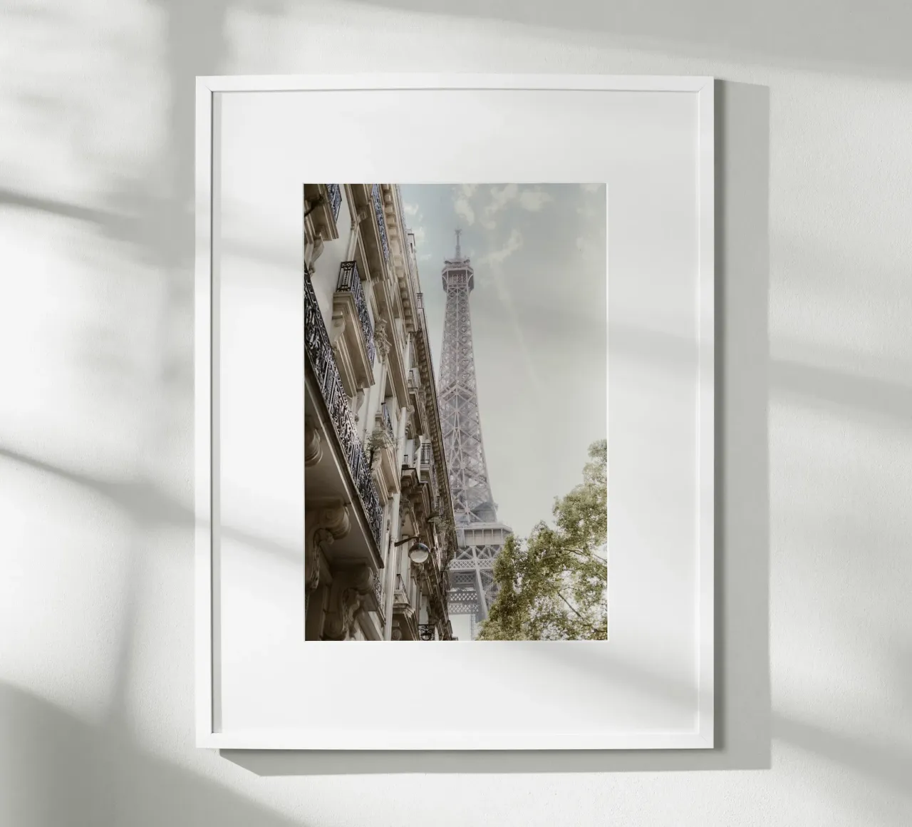 Pariser Eleganz - Der Eiffelturm zwischen Altbaucharme carta hahnemühle da Saskia Kamenz