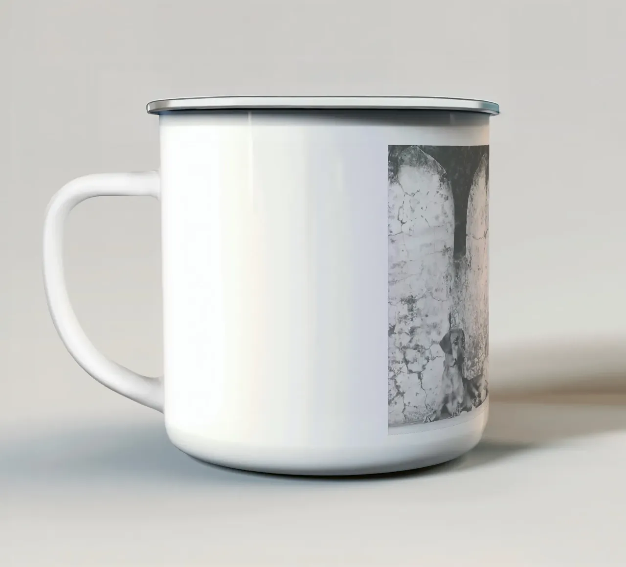 Flooded with Life tazza in smalto da Ballack Art House