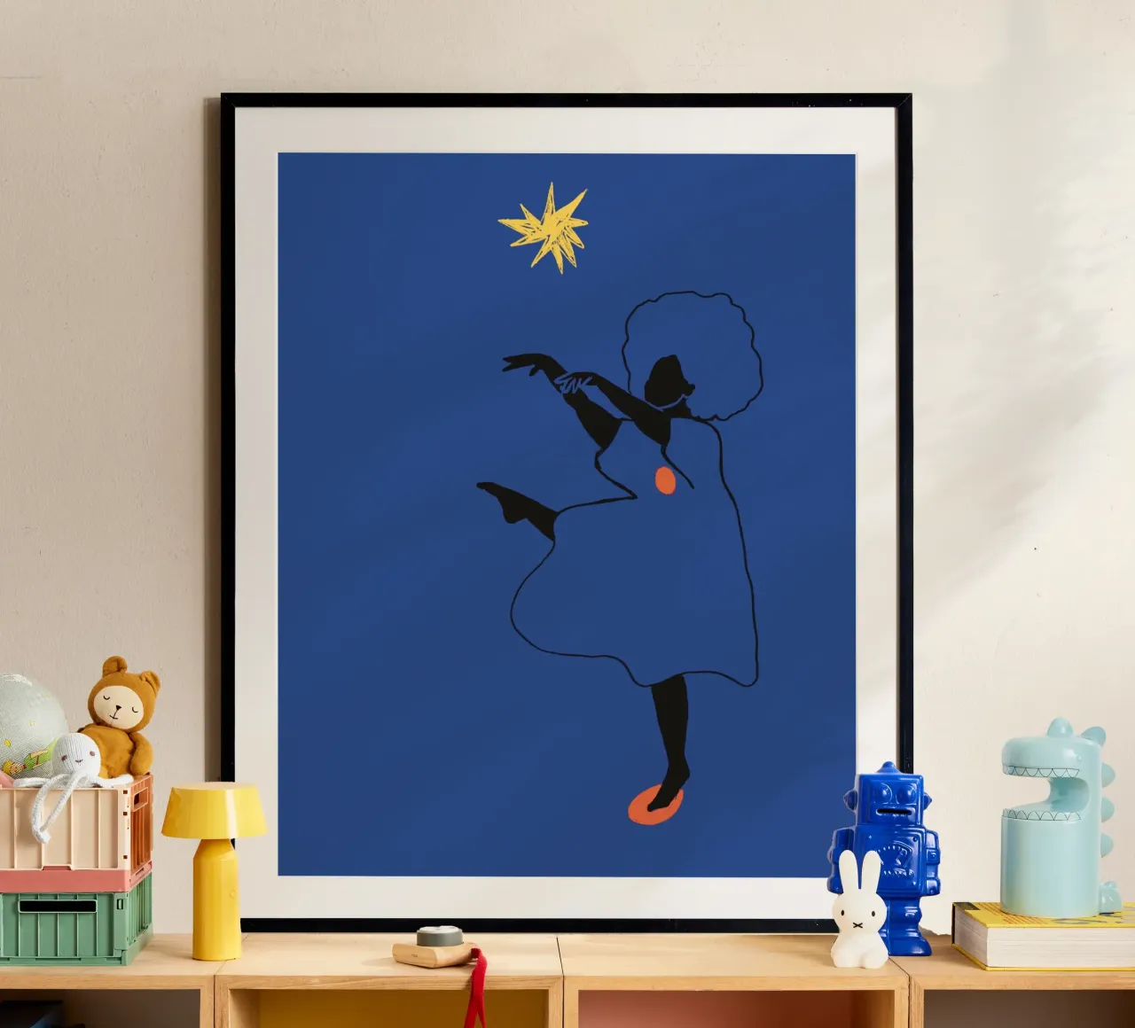 Tanz und der verbündete Stern (nach Henri Matisse) Poster mit Holzrahmen von tainah negreiros
