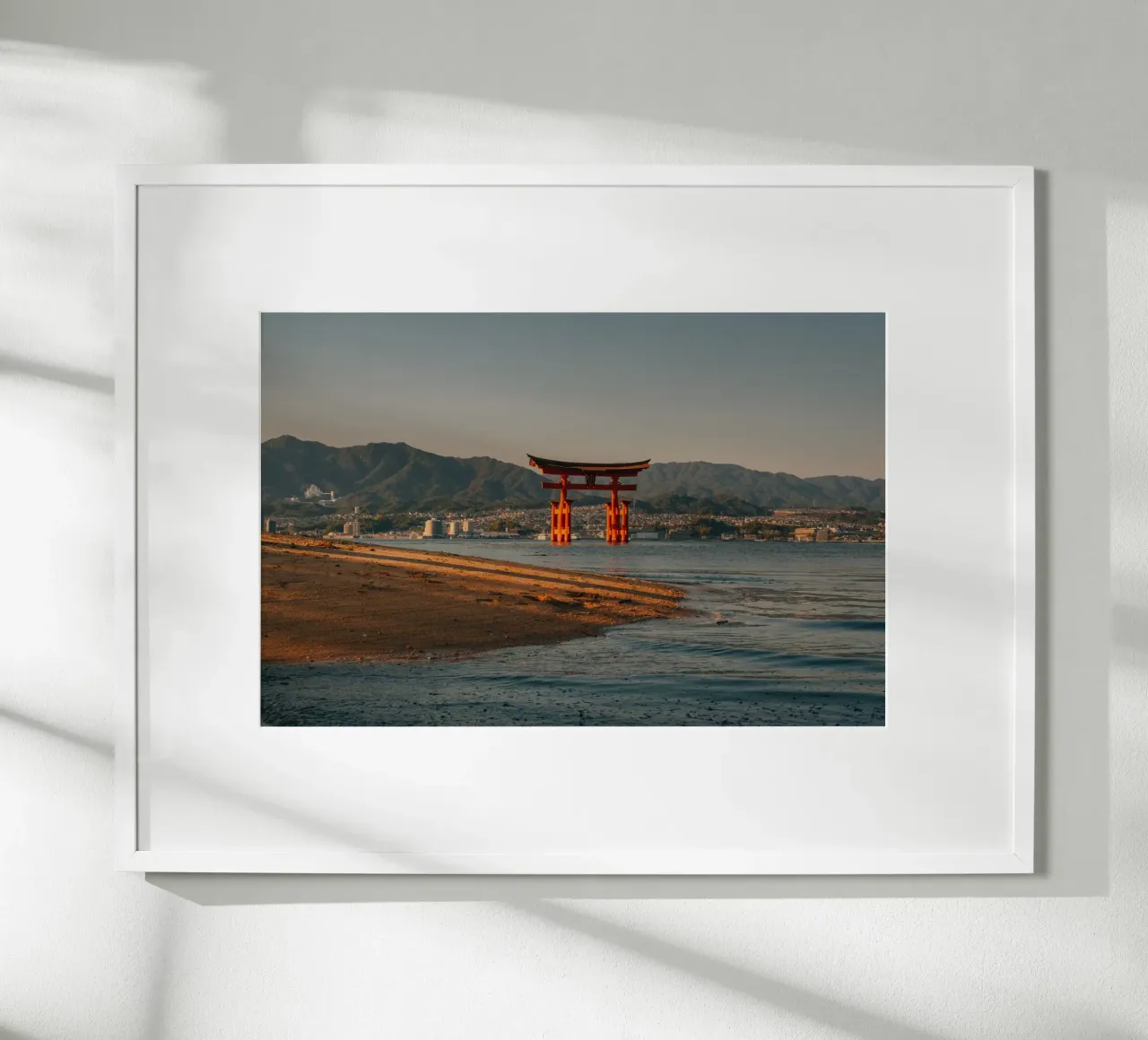 Santuario di Itsukushima sull'isola di Miyajima - Hiroshima, Giappone carta hahnemühle da Marcel Bisig
