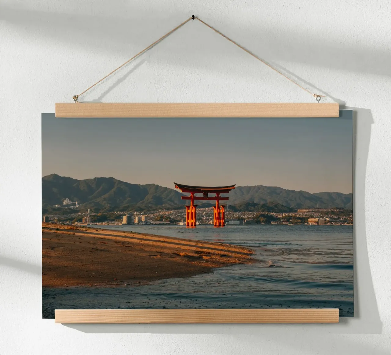 Santuario di Itsukushima sull'isola di Miyajima - Hiroshima, Giappone carta hahnemühle da Marcel Bisig