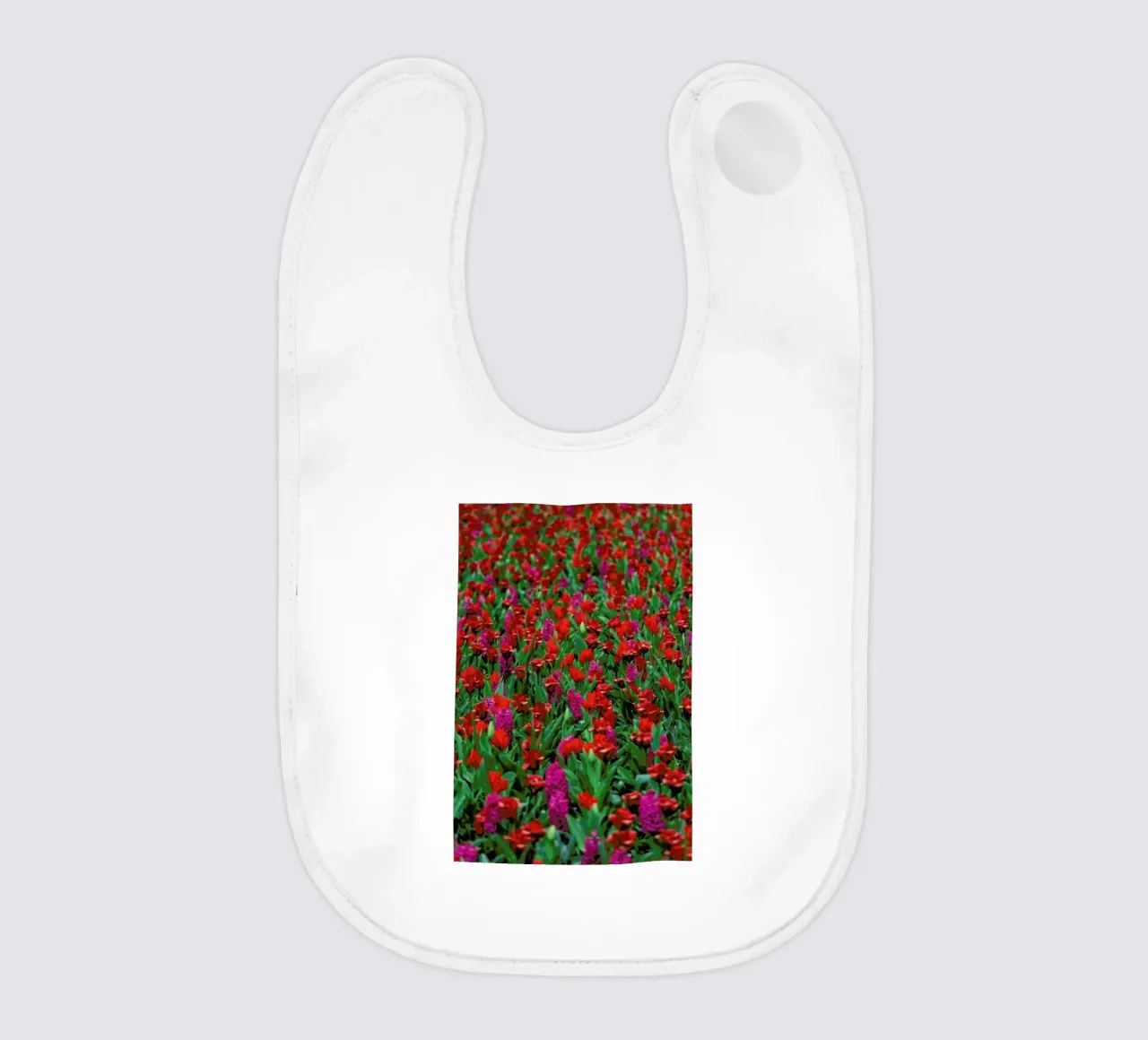 Tulip Field Red bavaglino da Curious Collections by Marielle Leenders