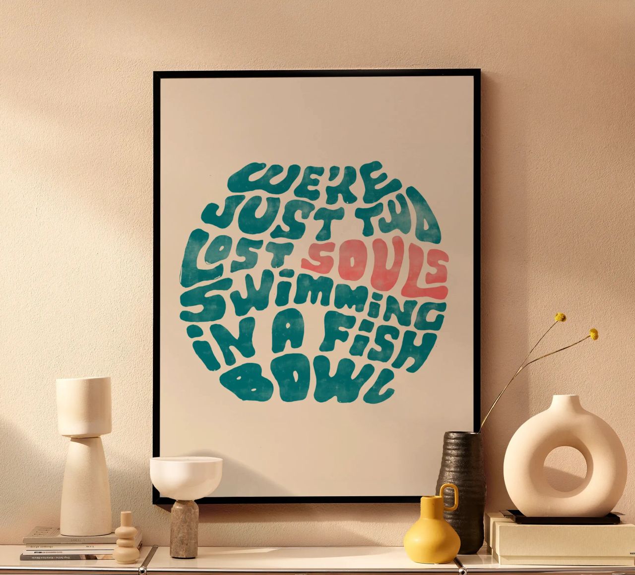 Due anime perdute poster con telaio in legno da Studio Mooodz