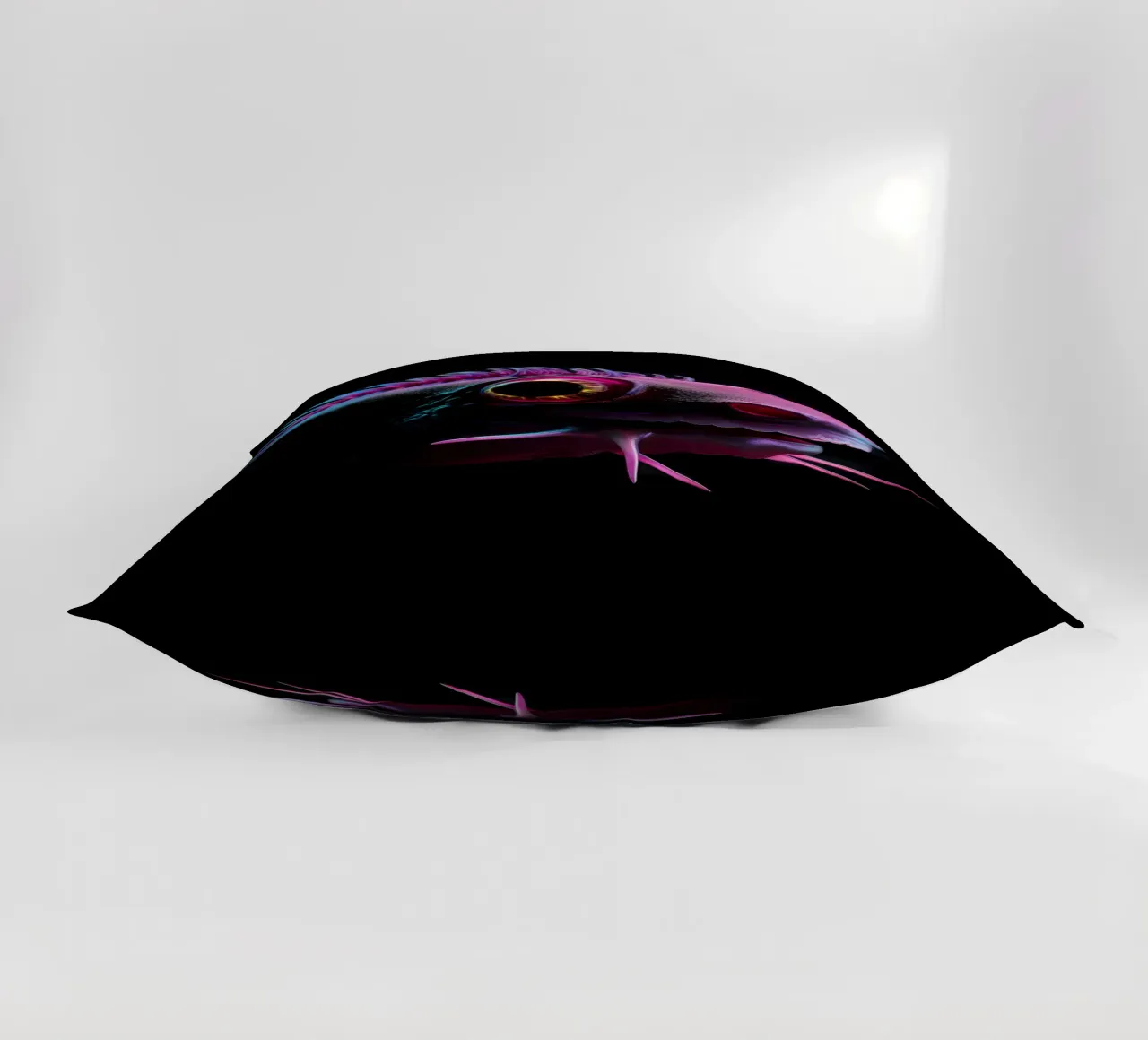 Axolotl luminoso al neon cuscino da Animal Portraits