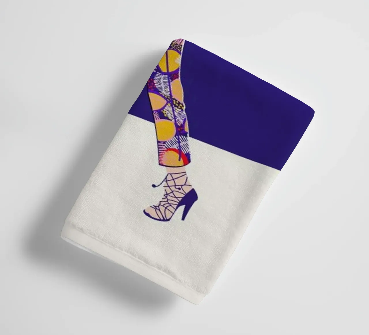 Fly towel by Céleste Wallaert