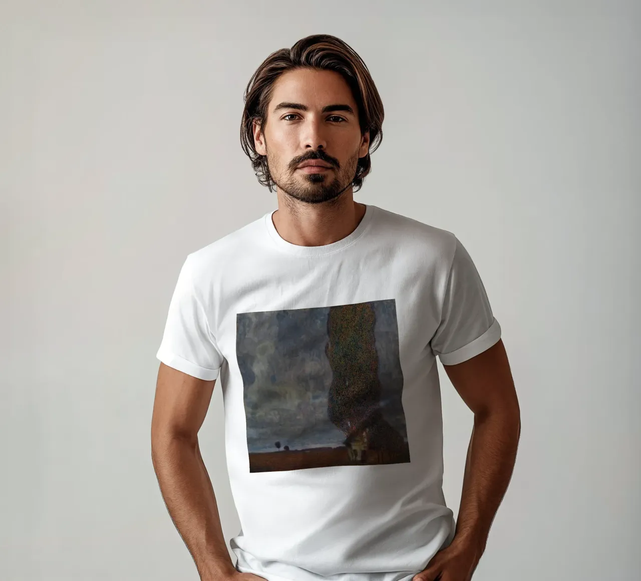 Gustav Klimt - Temporale in avvicinamento, Il grande pioppo II t-shirt da Timeless Artworks