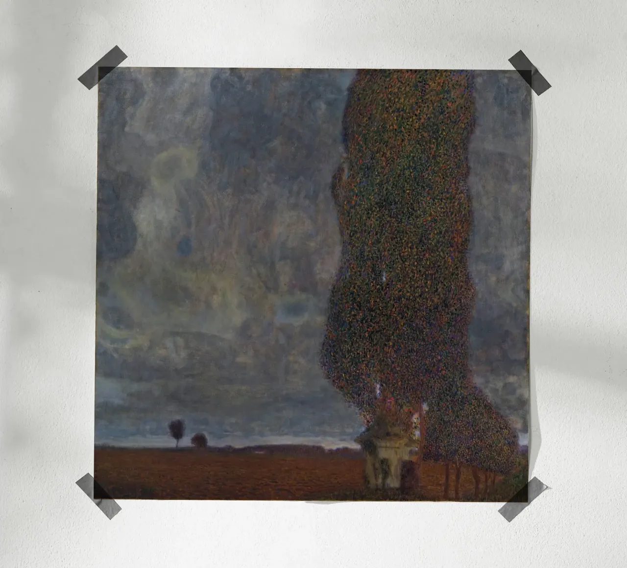 Gustav Klimt - Temporale in avvicinamento, Il grande pioppo II poster con telaio in legno da Timeless Artworks
