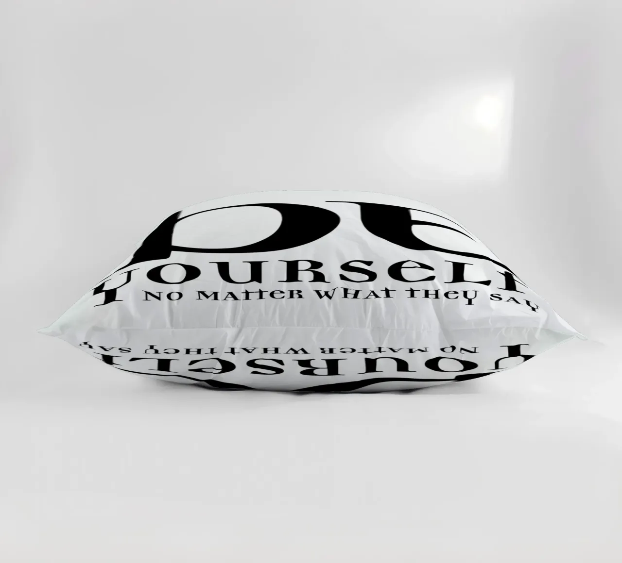 Be yourself cuscino da Mr Cup
