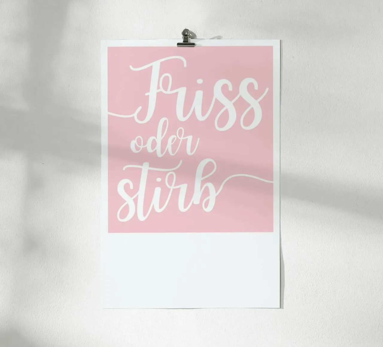 Friss oder stirb poster con telaio in legno da UN-TYPISCH