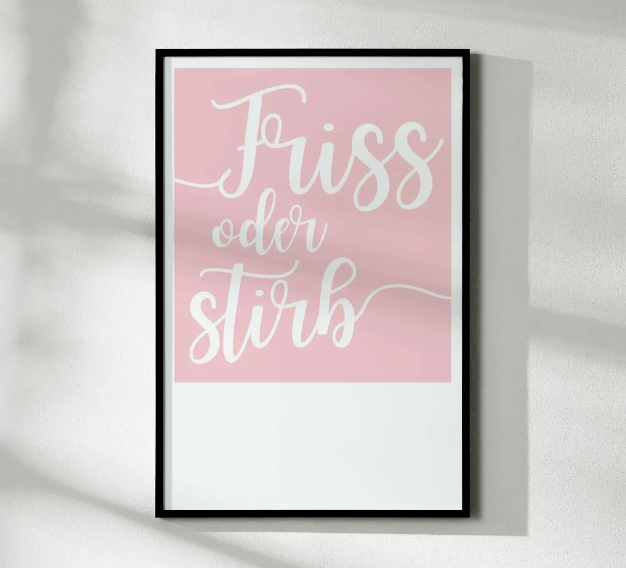 Friss oder stirb poster con telaio in legno da UN-TYPISCH