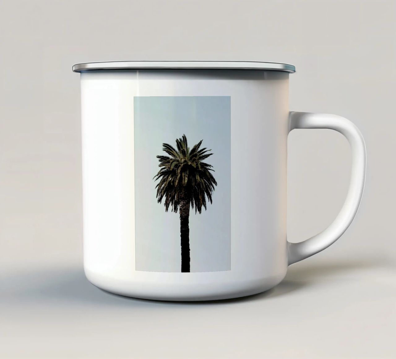 Palmtree tazza in smalto da Laura Palm