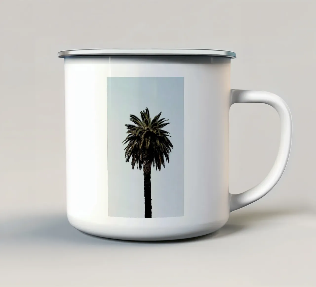 Palmtree Emaille Tasse von Laura Palm