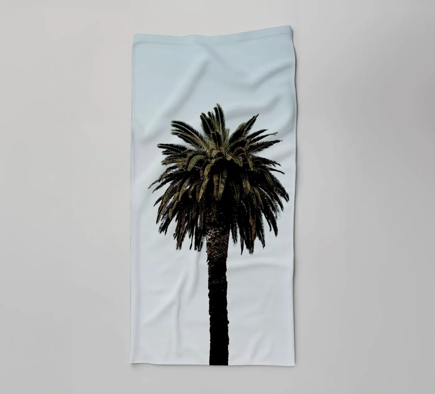 Palmtree badhanddoek van Laura Palm