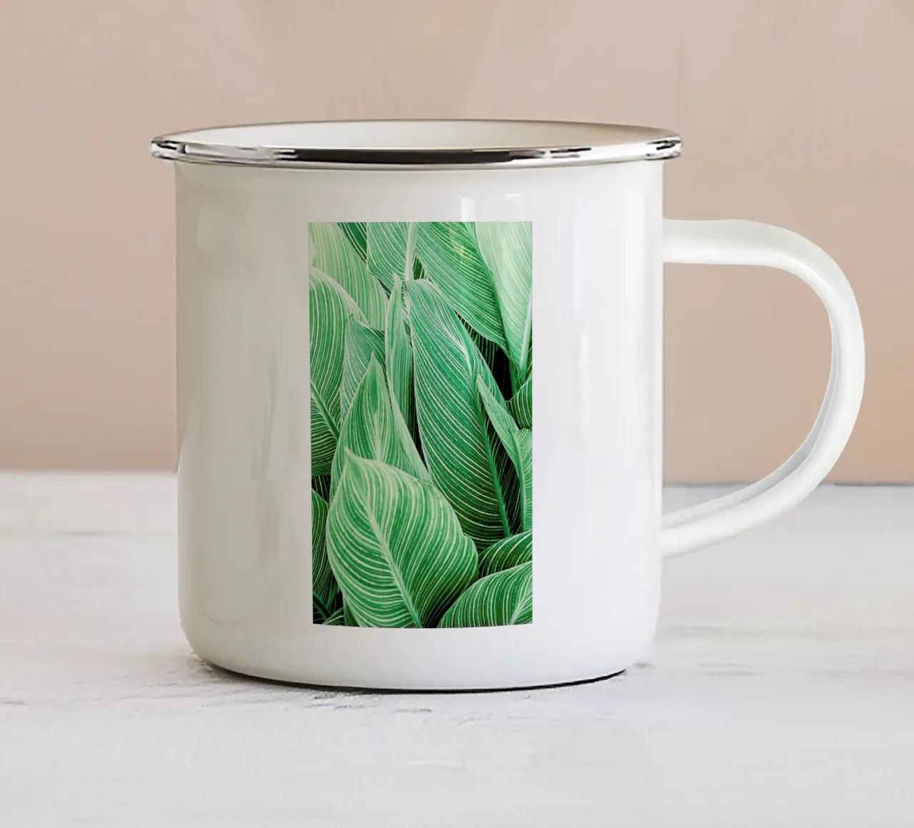 Print 144 tazza in smalto da Lila x Lola