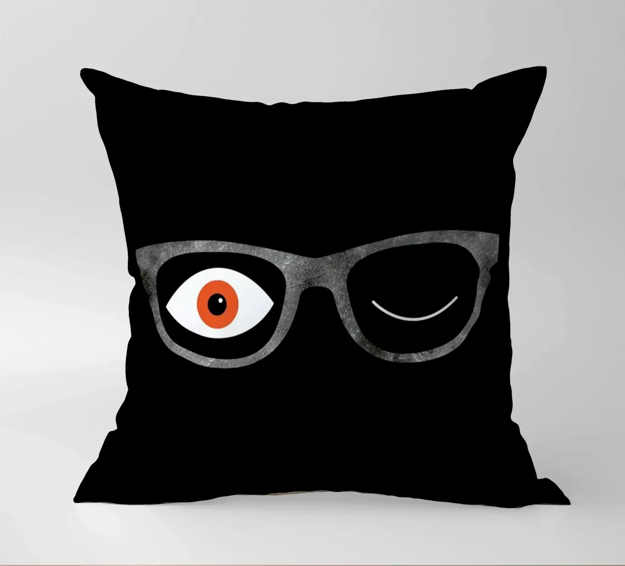 Specs kussen van Chris Wharton