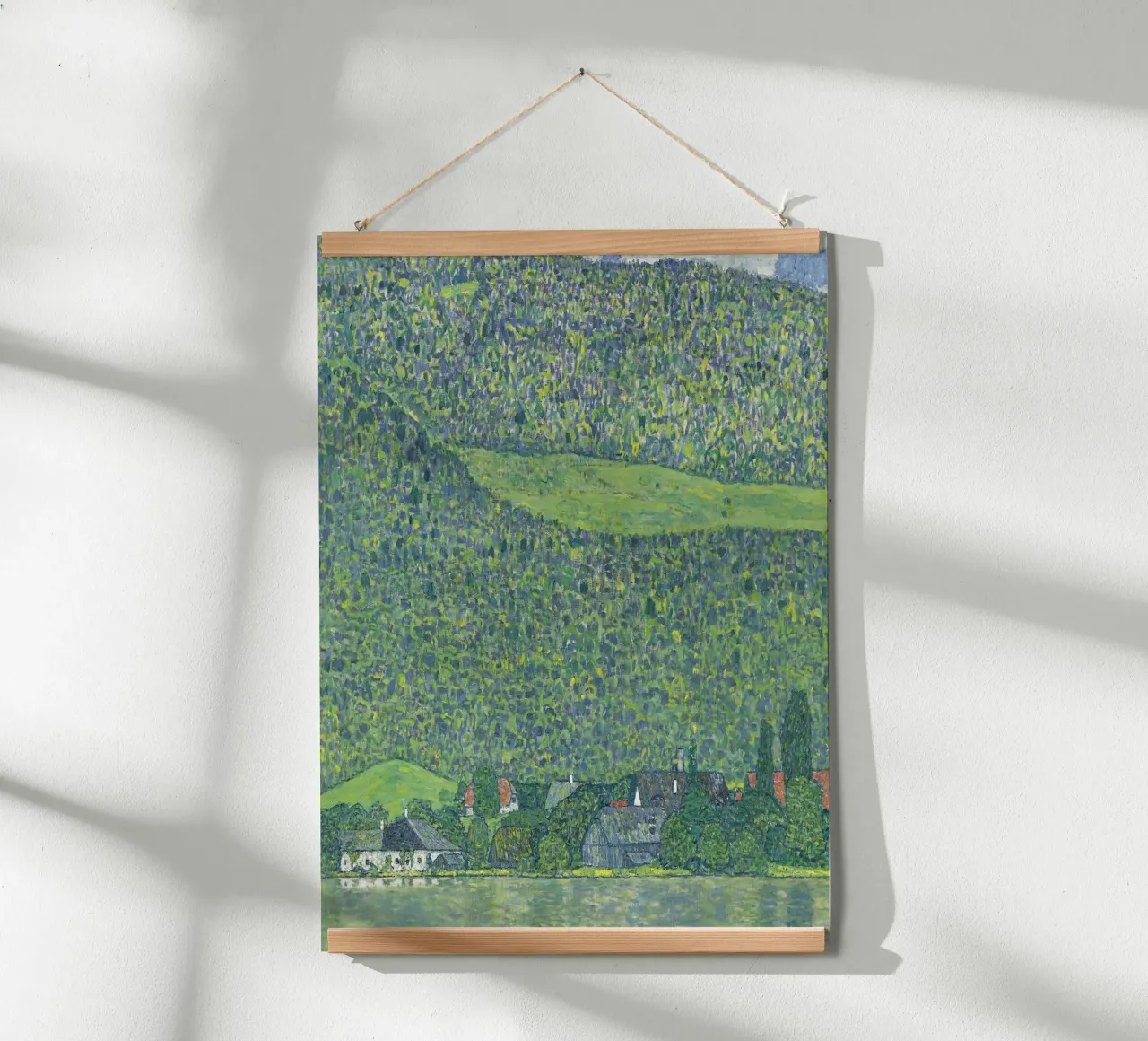 Gustav Klimt - Litzlberg sul lago Attersee poster con telaio in legno da Timeless Artworks