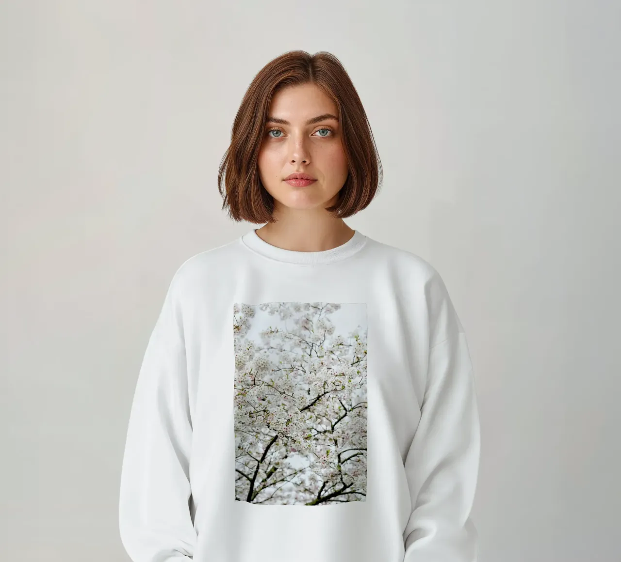 Blossom White 1 felpa da Curious Collections by Marielle Leenders