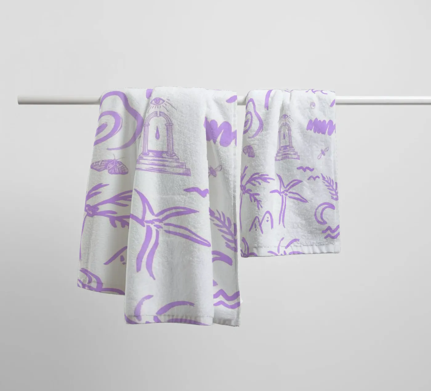 4EVA badhanddoek van Daniela Roessler