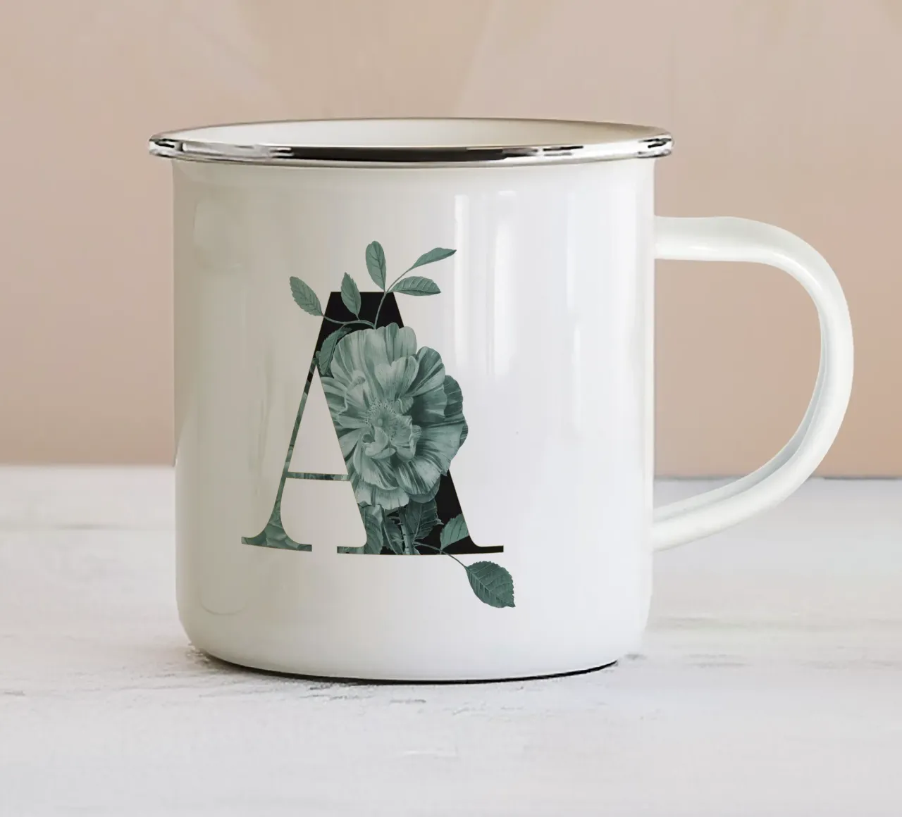 Flower Alphabet - A tazza in smalto da Froilein Juno