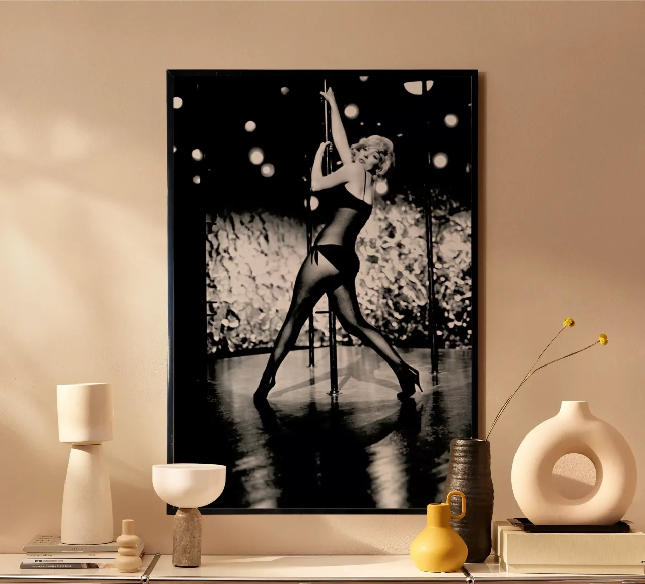 Marilyn Monroe Pole Dancing carta hahnemühle da Gallery Print and Art Limited