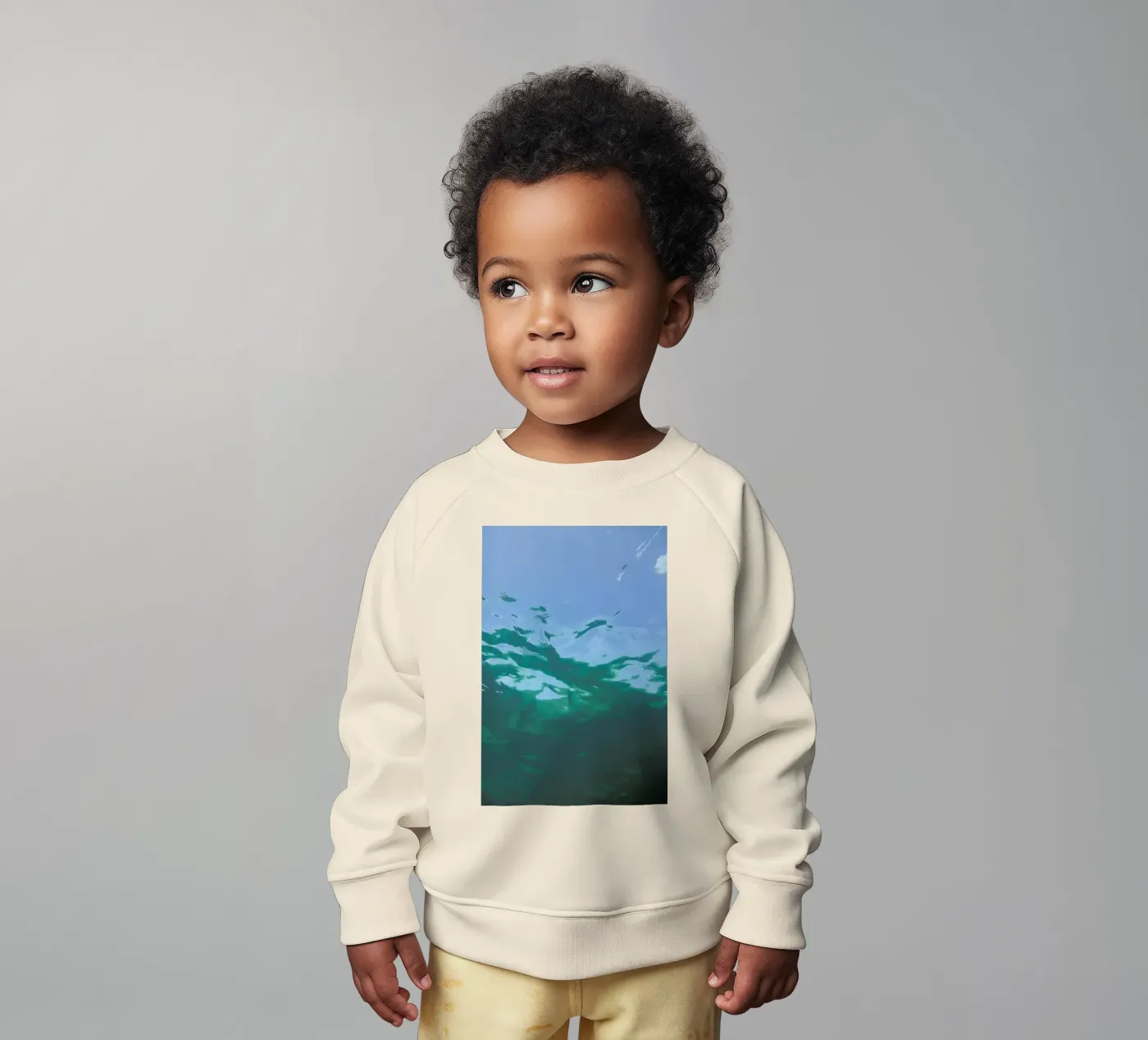 While Diving Baby Sweatshirt von Studio Nahili