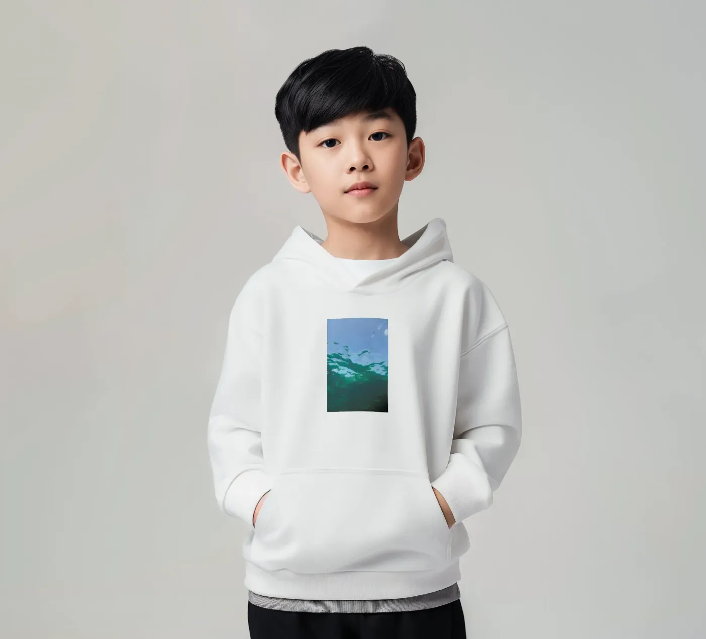 While Diving kinder hoodie van Studio Nahili