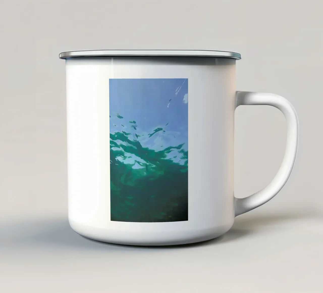 While Diving tazza in smalto da Studio Nahili
