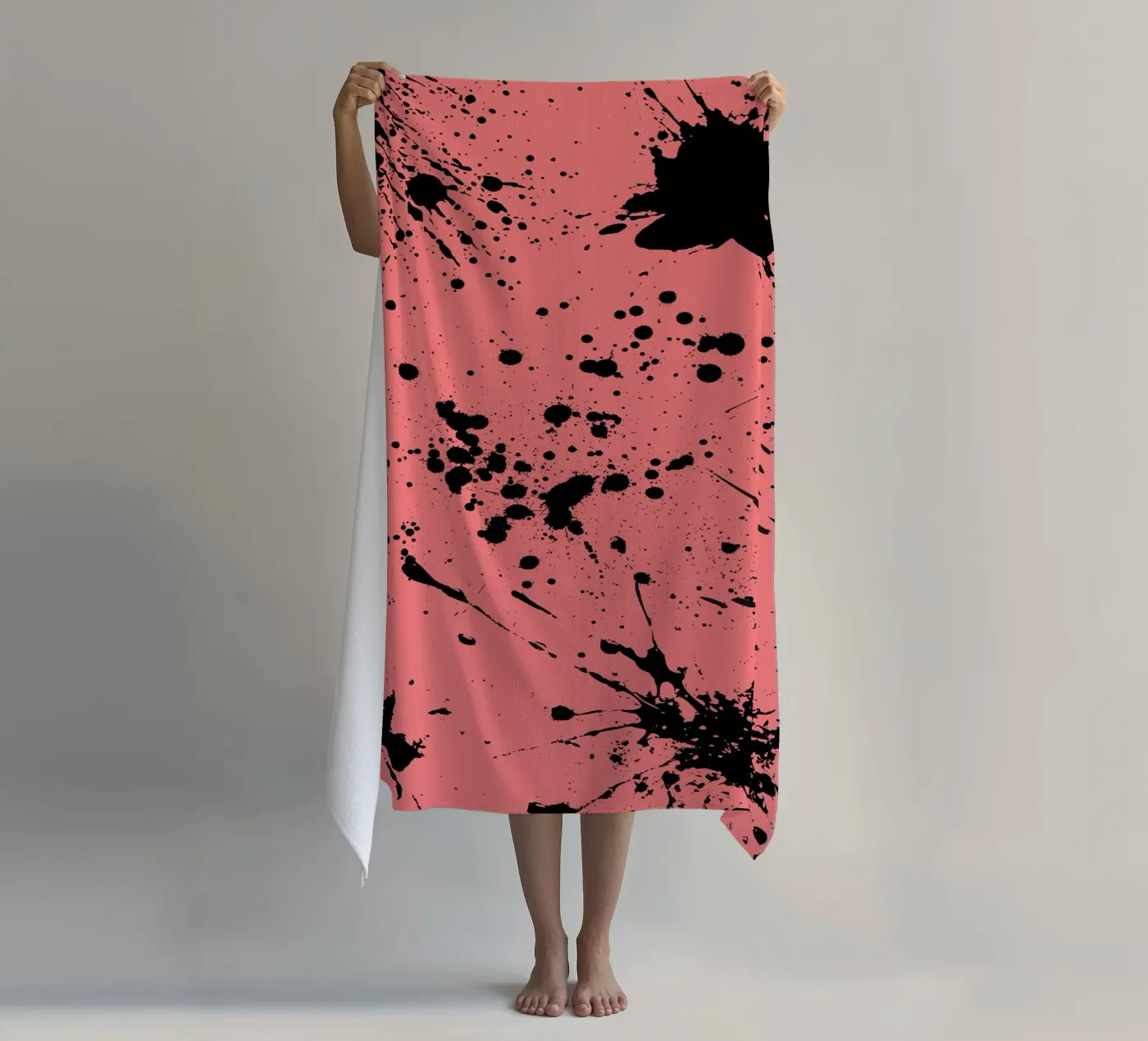 Explosiv Strandtuch von isabels_wunderwelt_digital_art