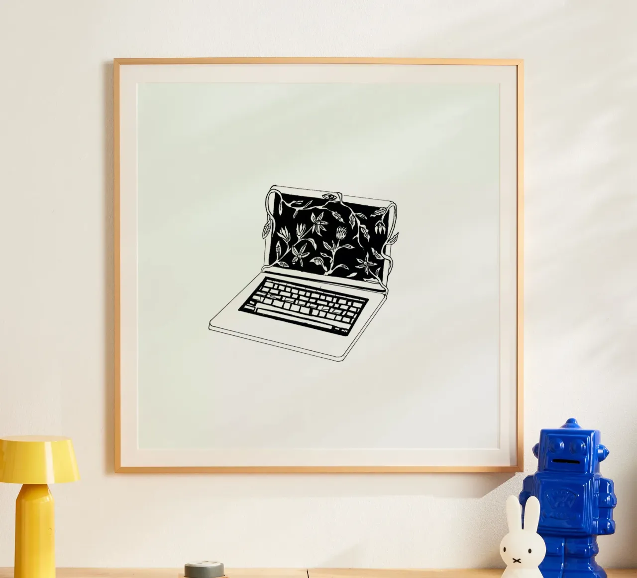 Leave Laptop poster con telaio in legno da Daniela Roessler