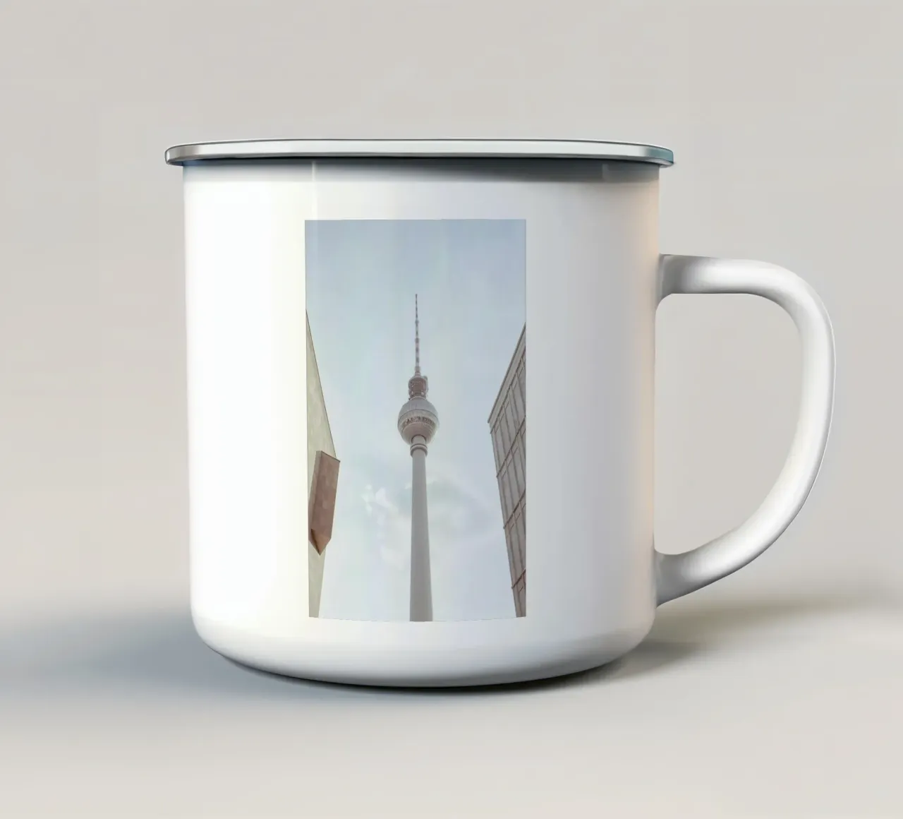 Berlin Fernsehturm tazza in smalto da Amy & Kurt