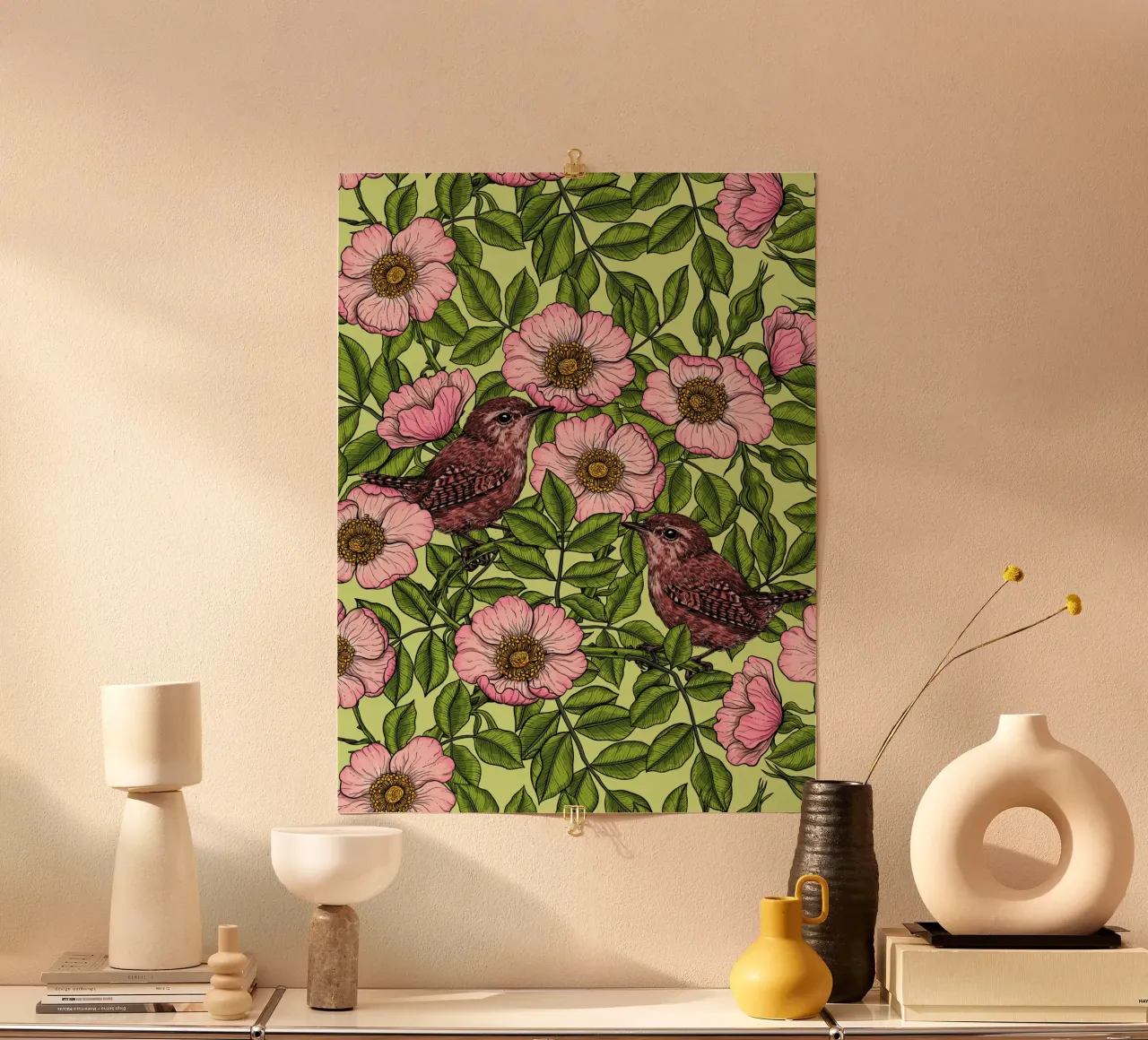 Troglodytes dans les rosiers sauvages poster de Painted Nature