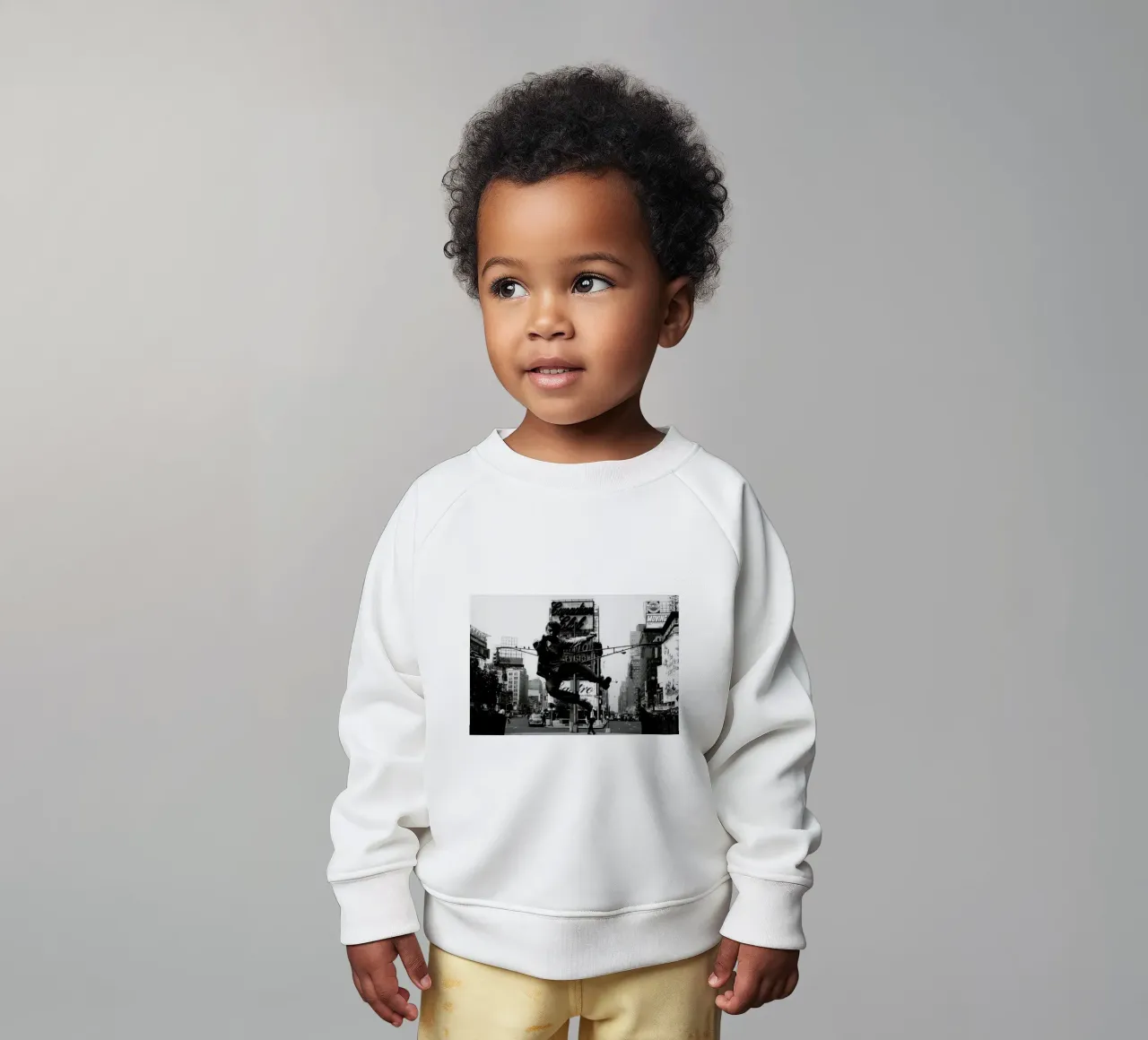 Tommy Steele at Times Square felpa neonato da Gallery Print and Art Limited