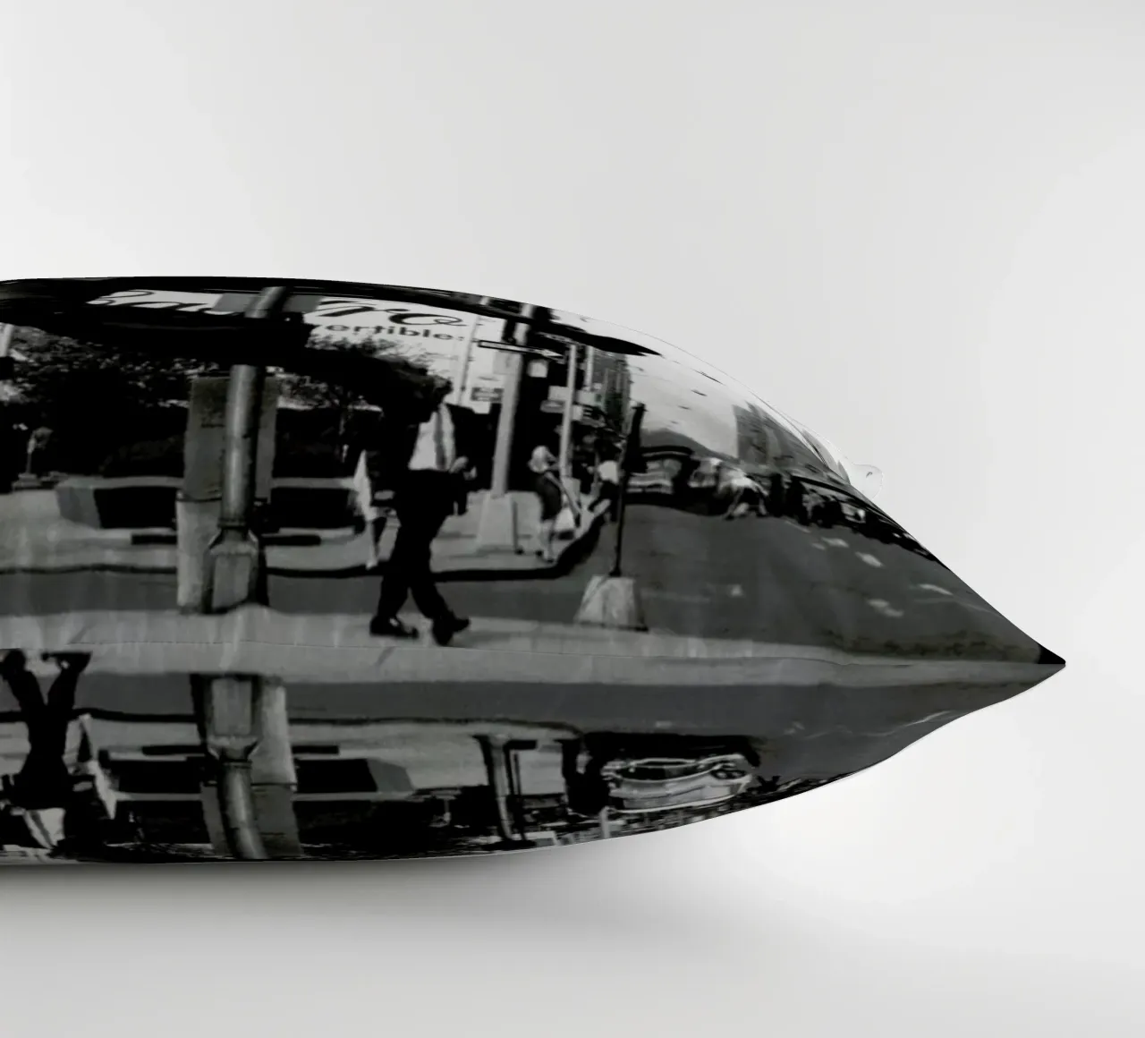 Tommy Steele at Times Square cuscino da Gallery Print and Art Limited