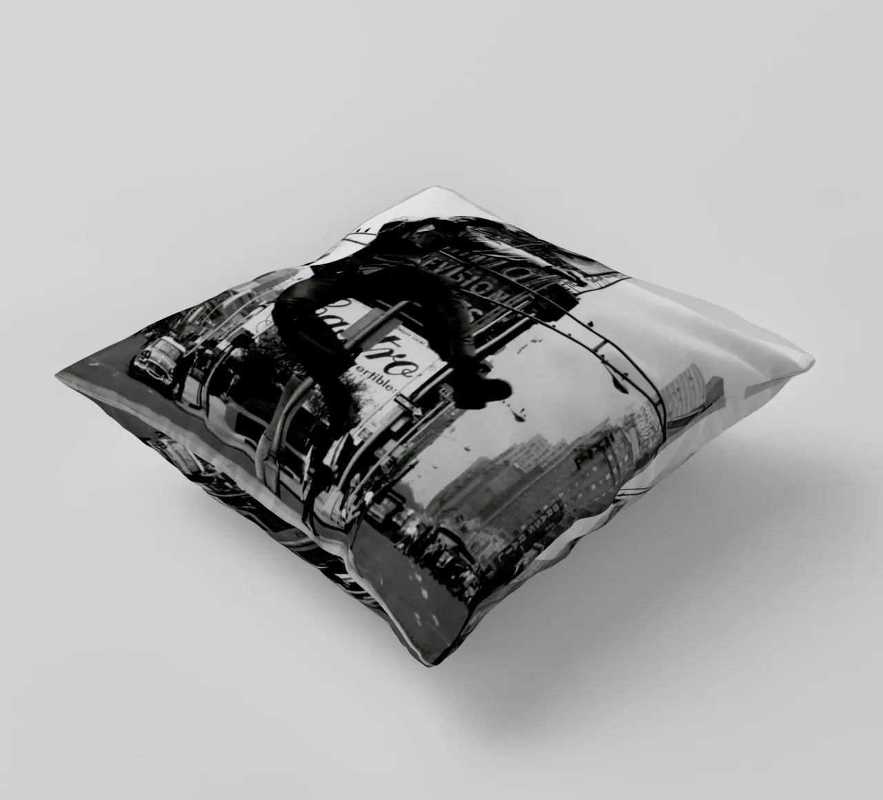 Tommy Steele at Times Square cuscino da Gallery Print and Art Limited