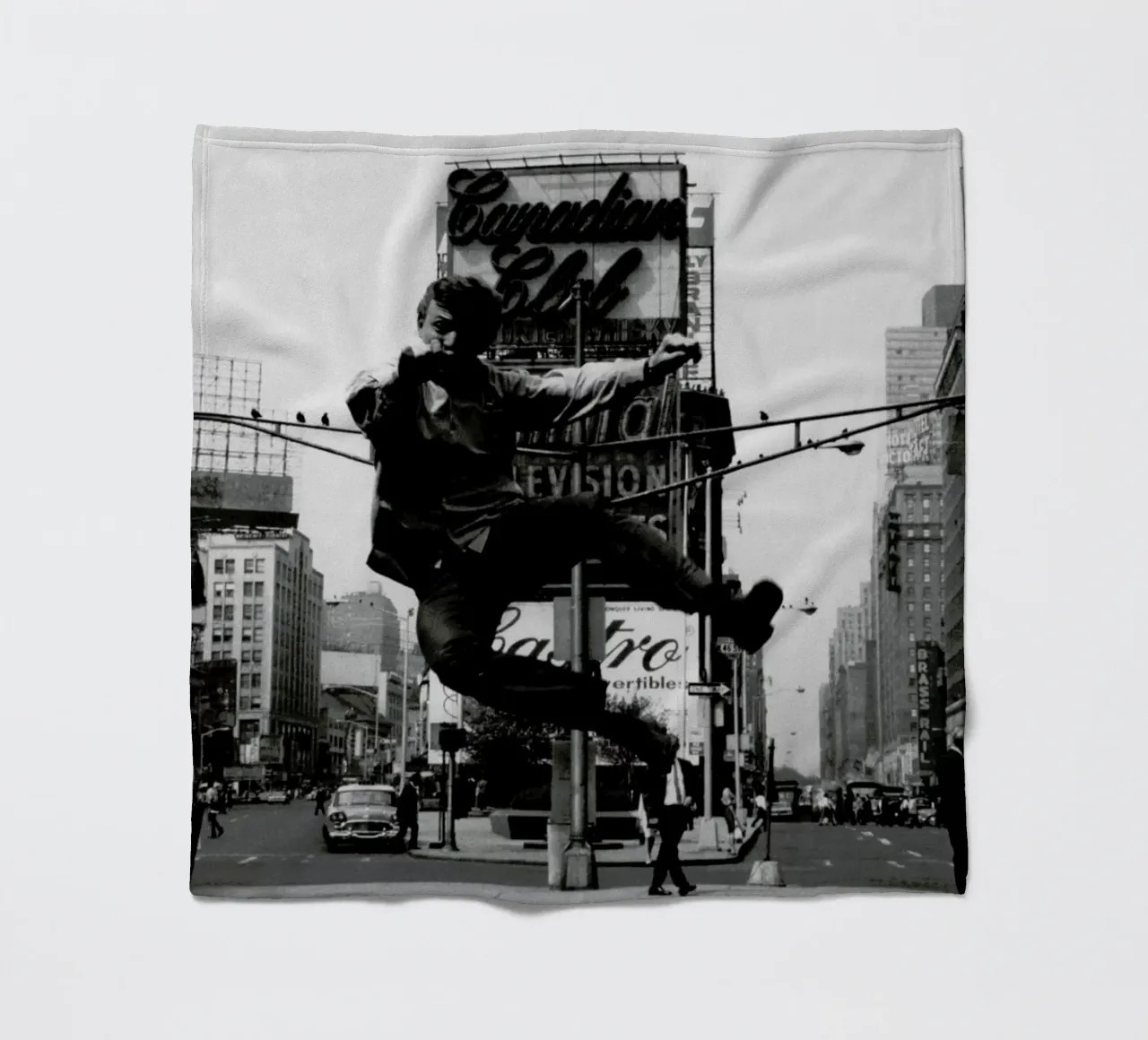 Tommy Steele at Times Square coperta in pile da Gallery Print and Art Limited