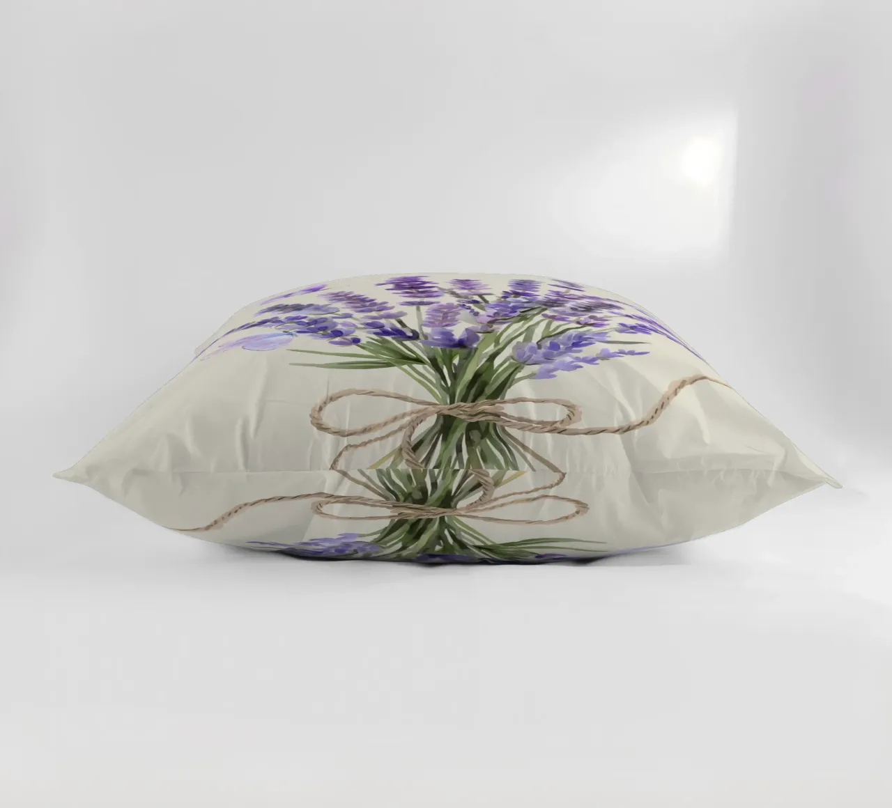 Lavender-Butterflies-Violett cuscino da AESTHETIC VIBES by Isabel