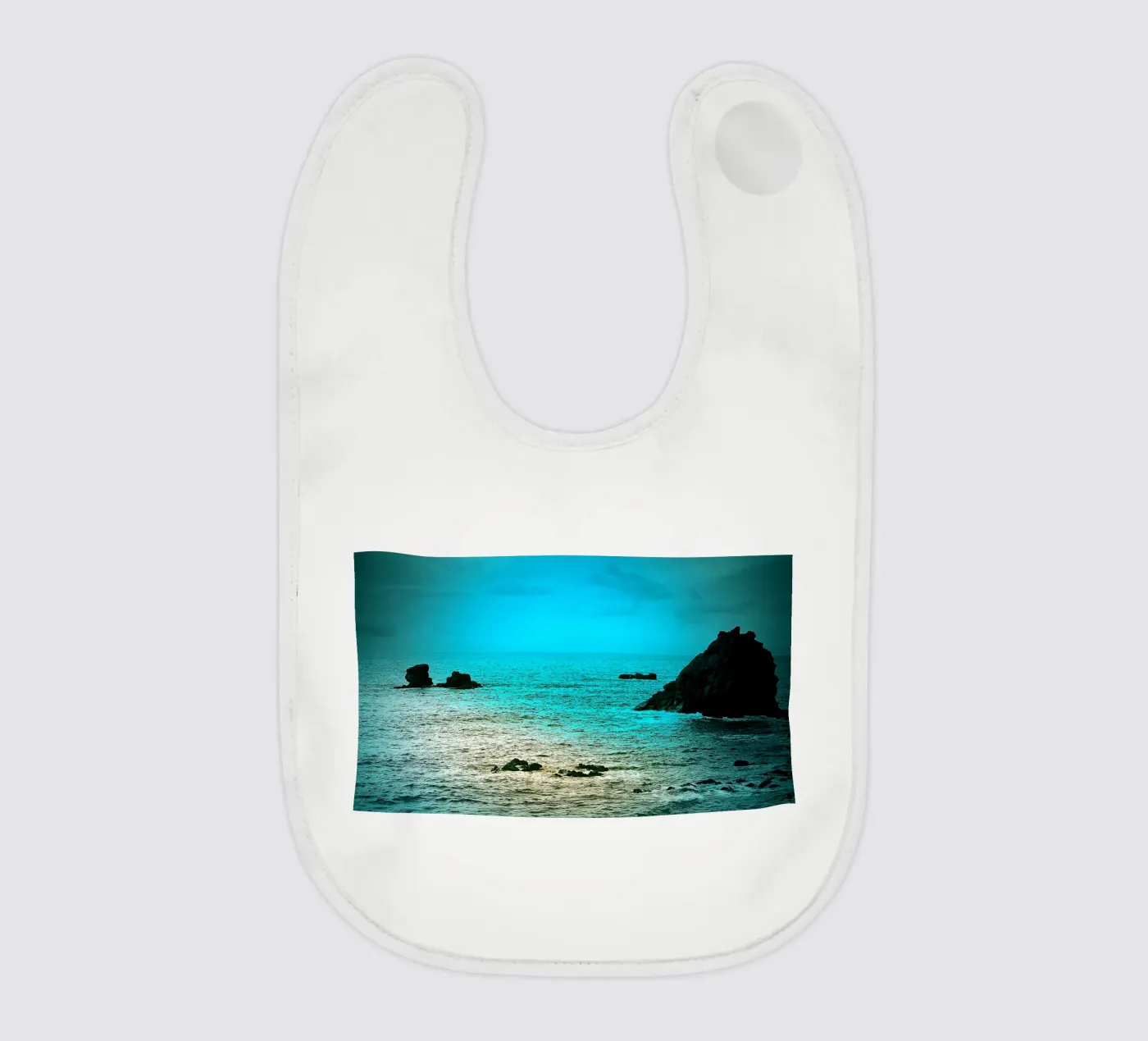 FAA224 baby bib by Thierry vobmann photography