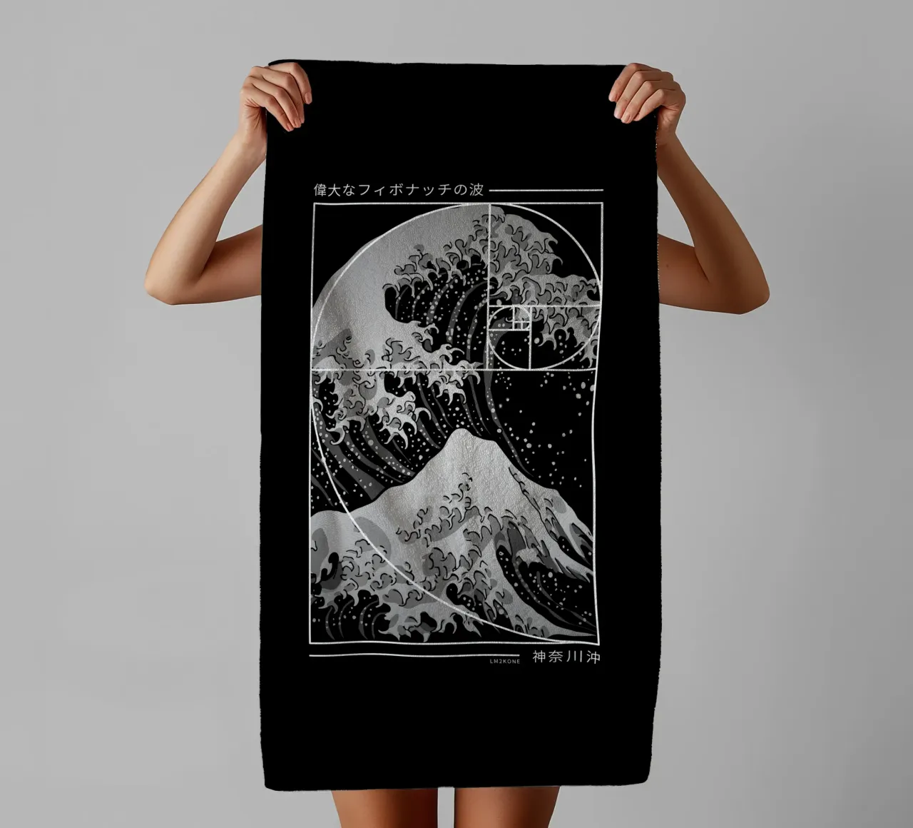 The Great Wave of Fibonacci Spiral - Modern towel by LM2Kone