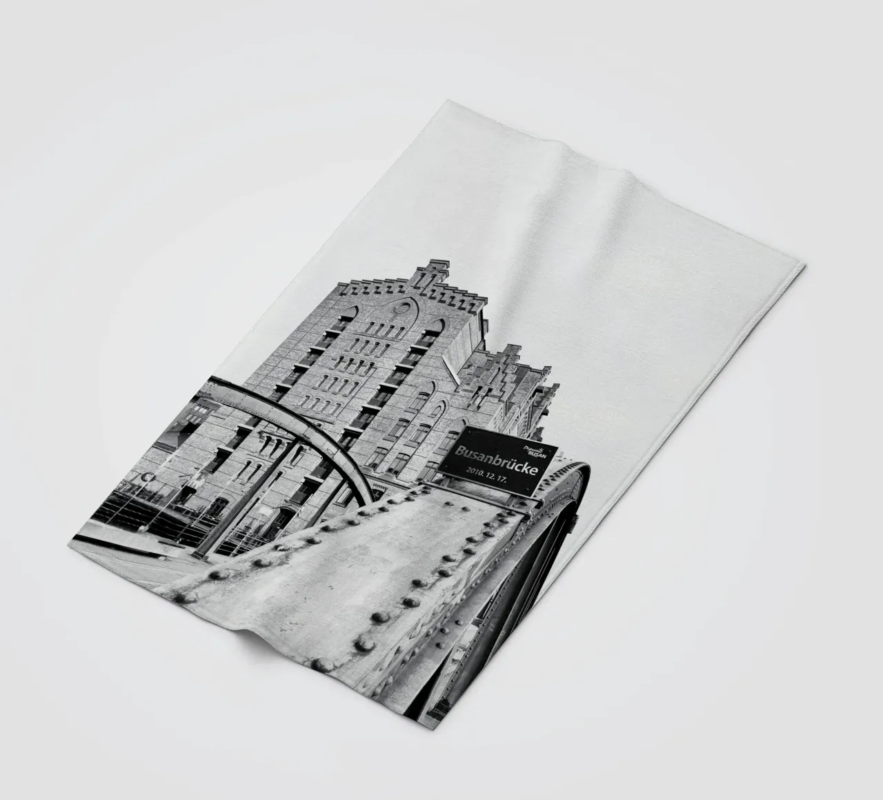 Hamburg | Busanbrücke coperta in pile da DigiWunderwerk