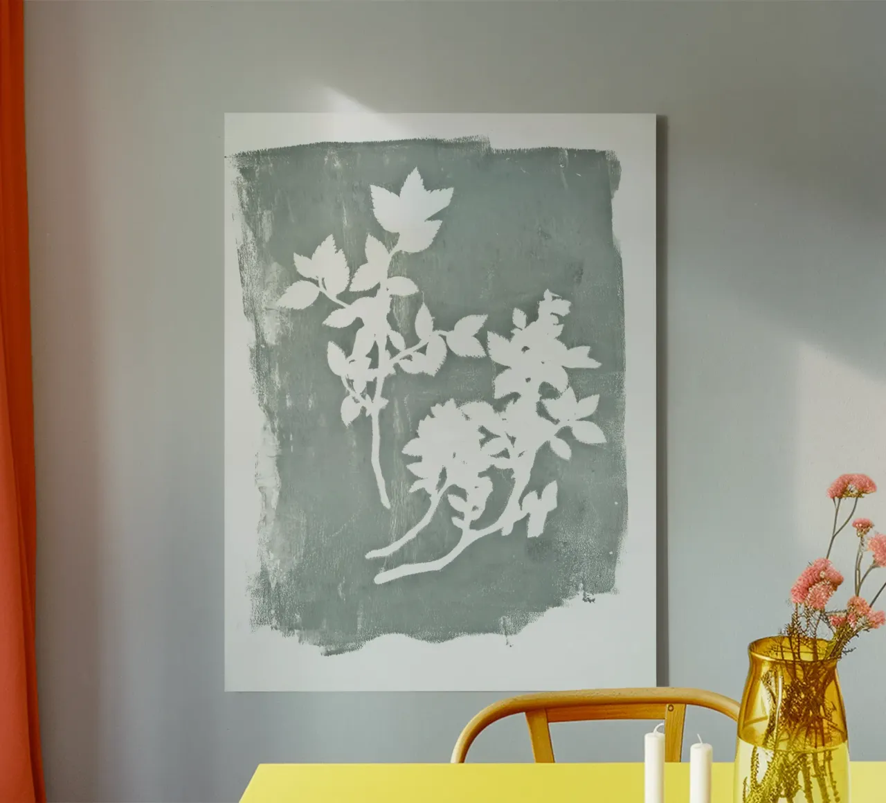 botanical reminiscences 1 - grey tela con Cornice a cassetta da IRIS LEHNHARDT FINE ART